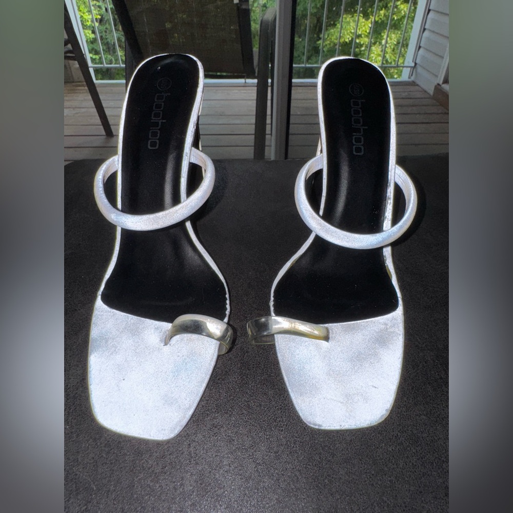 Boohoo Silver 3M reflective Women's Shoes size 8 brand new